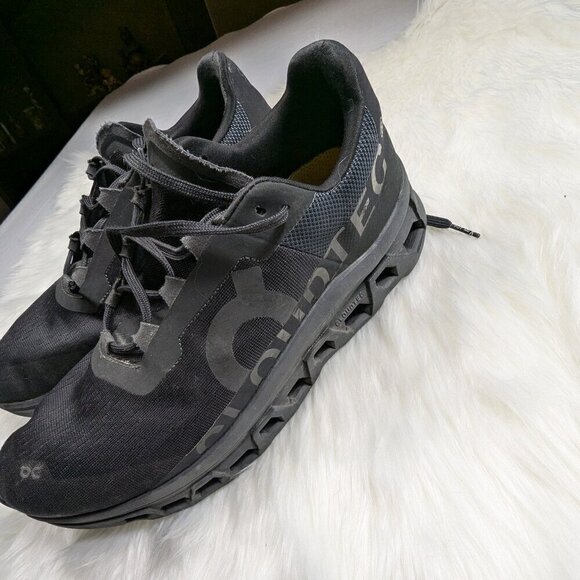 On Cloud monster men’s running shoes size 12 Black Color 61.99025 main image 9